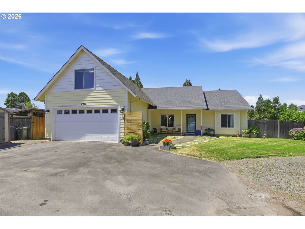 2910 River Rd - Photo 1