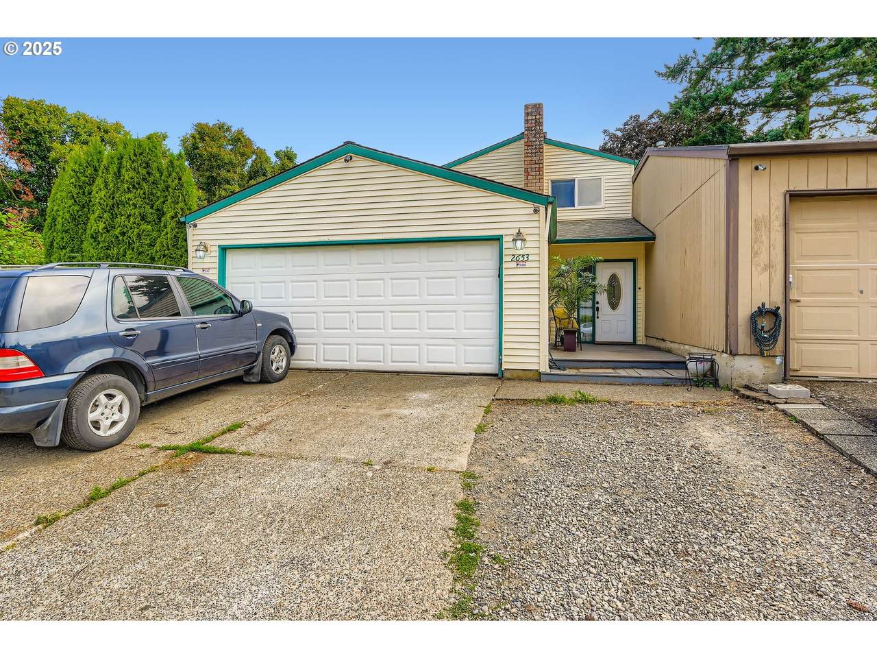 2653 18TH Pl - Photo 1