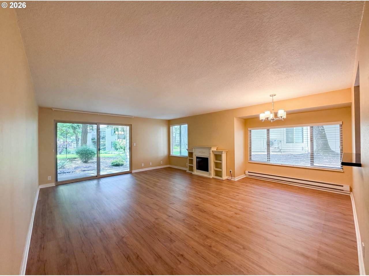https://bt-photos.global.ssl.fastly.net/portland/1280_boomver_1_127652438-2.jpg