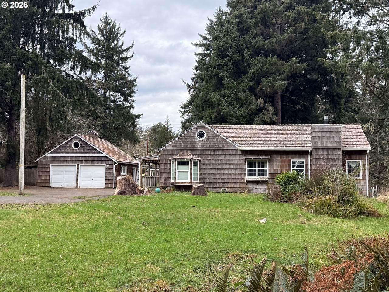 750 5TH St - Photo 1