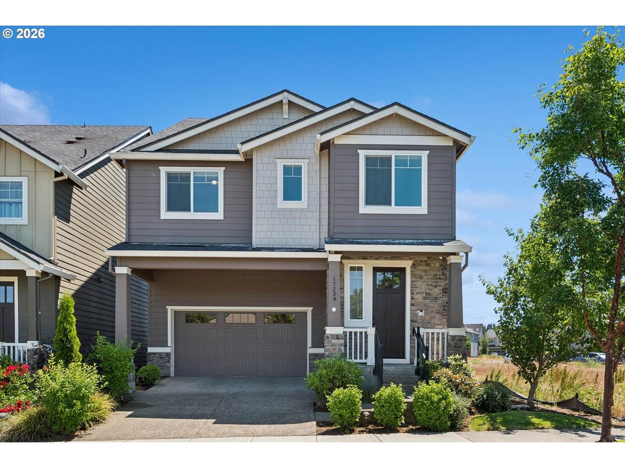 17230 Catalpa St - Photo 1
