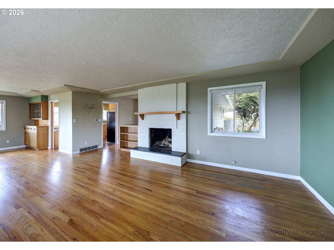 https://bt-photos.global.ssl.fastly.net/portland/1280_boomver_1_129708905-2.jpg