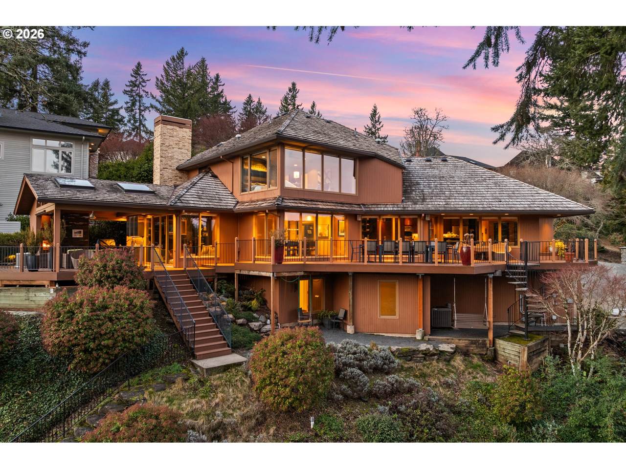 1592 View Lake Ct - Photo 1