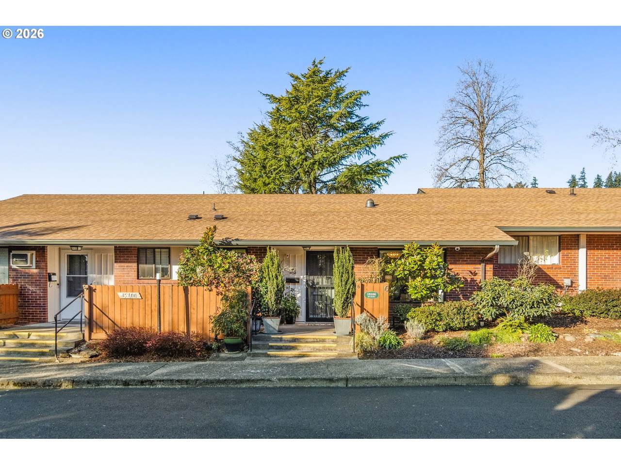 15100 Crown Dr - Photo 1