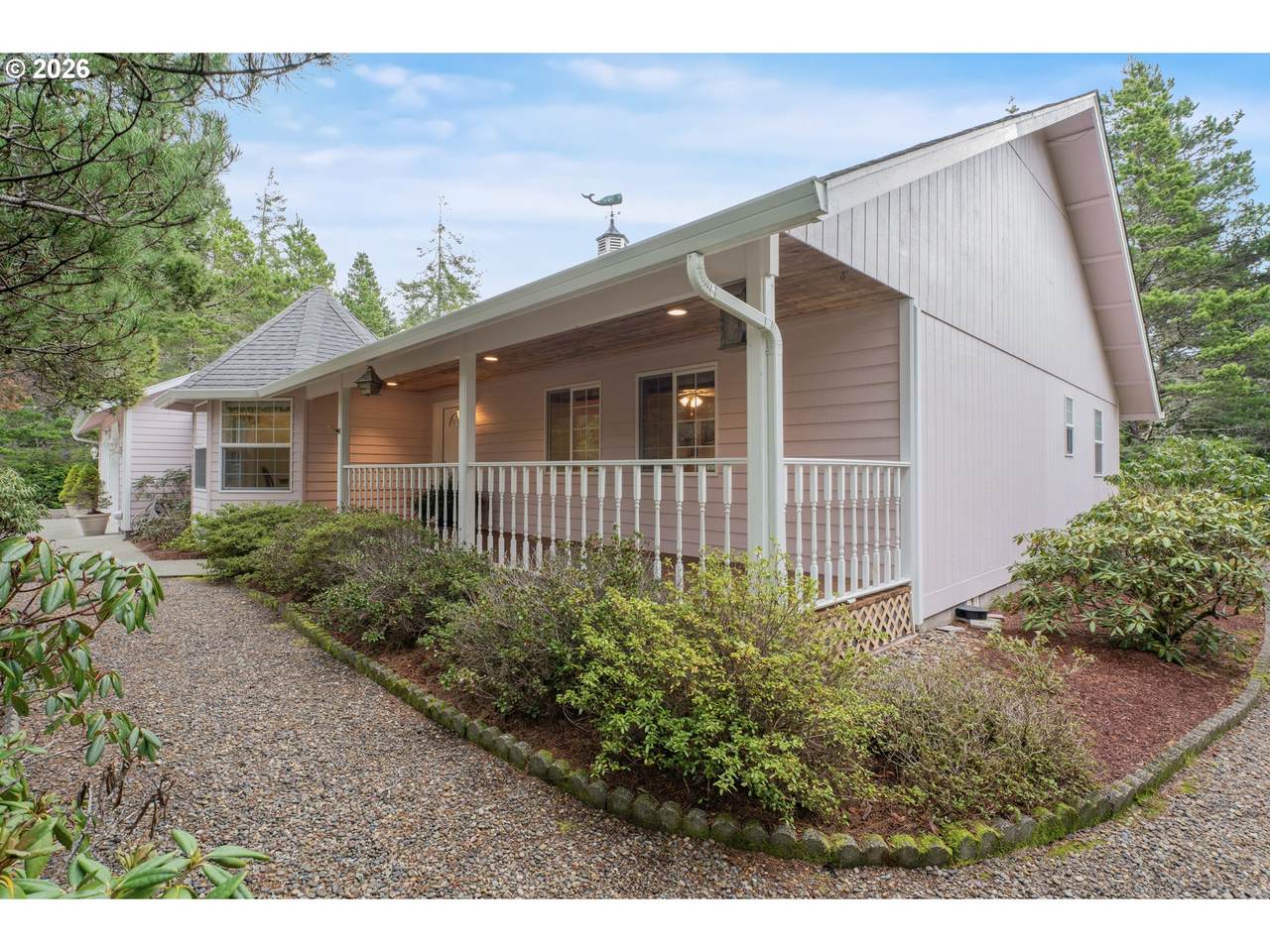 https://bt-photos.global.ssl.fastly.net/portland/1280_boomver_1_131826936-2.jpg