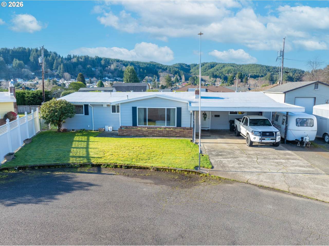 2360 High St - Photo 1