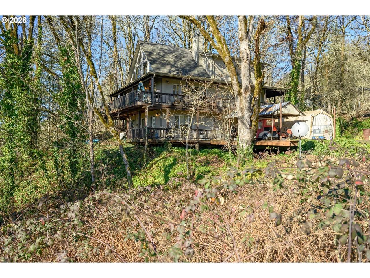 175 Fairview St - Photo 1