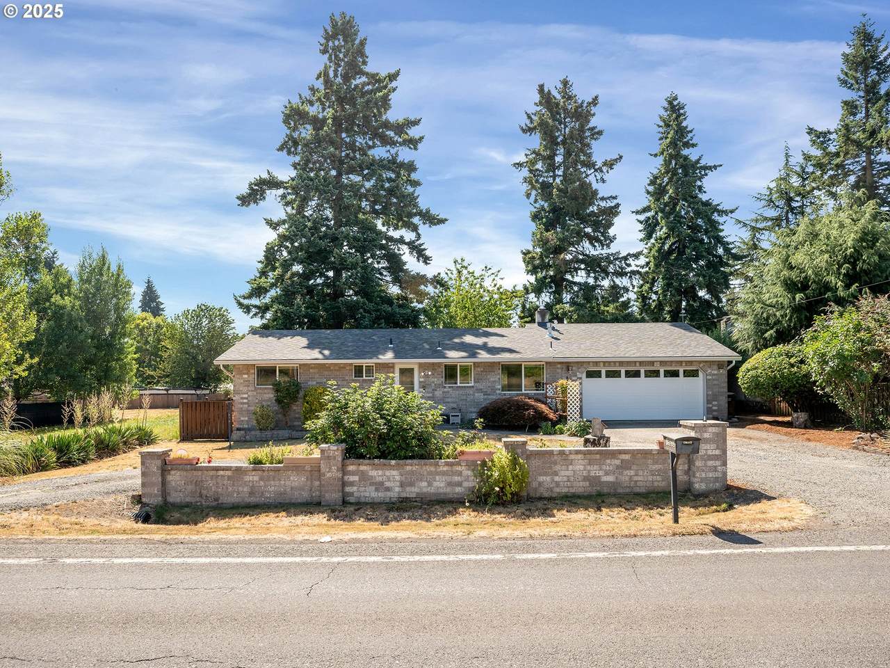 19600 South End Rd - Photo 1