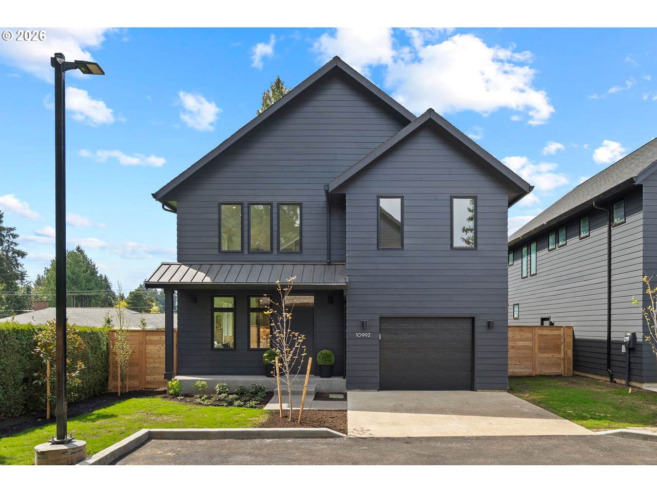 https://bt-photos.global.ssl.fastly.net/portland/1280_boomver_1_136215600-2.jpg
