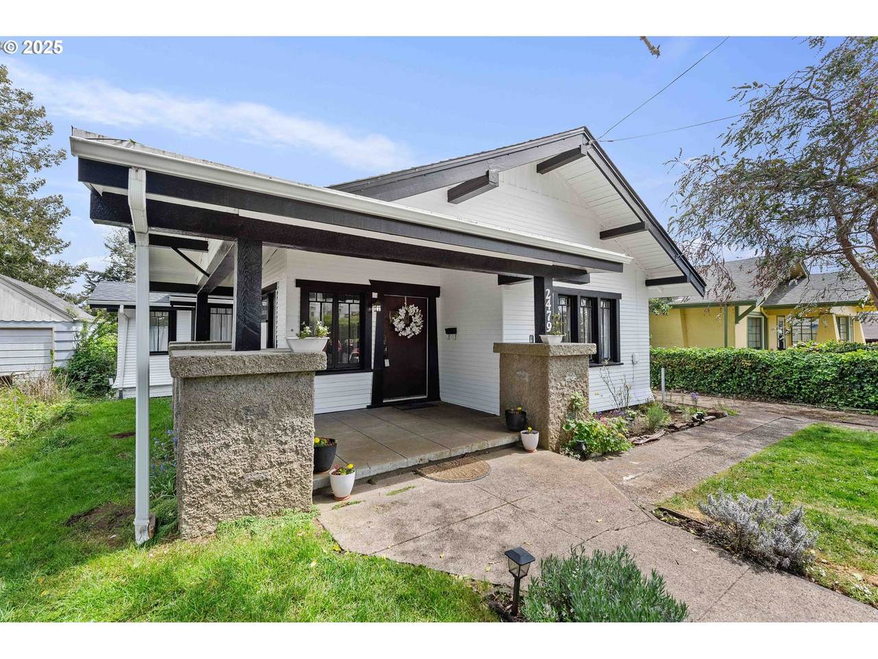 2479 Sherman Ave - Photo 1