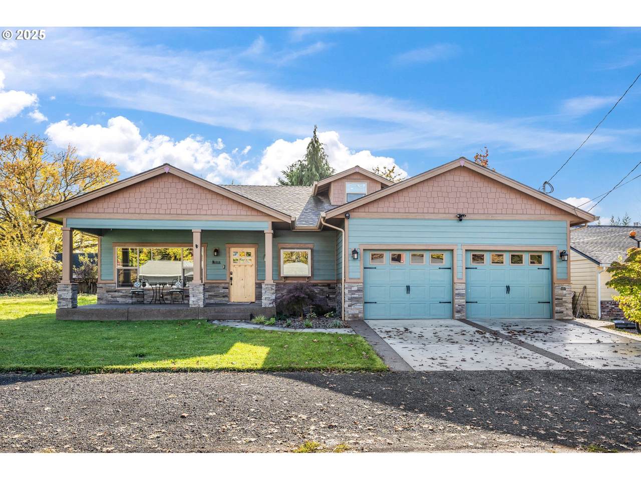 818 Sierra Vista Dr - Photo 1