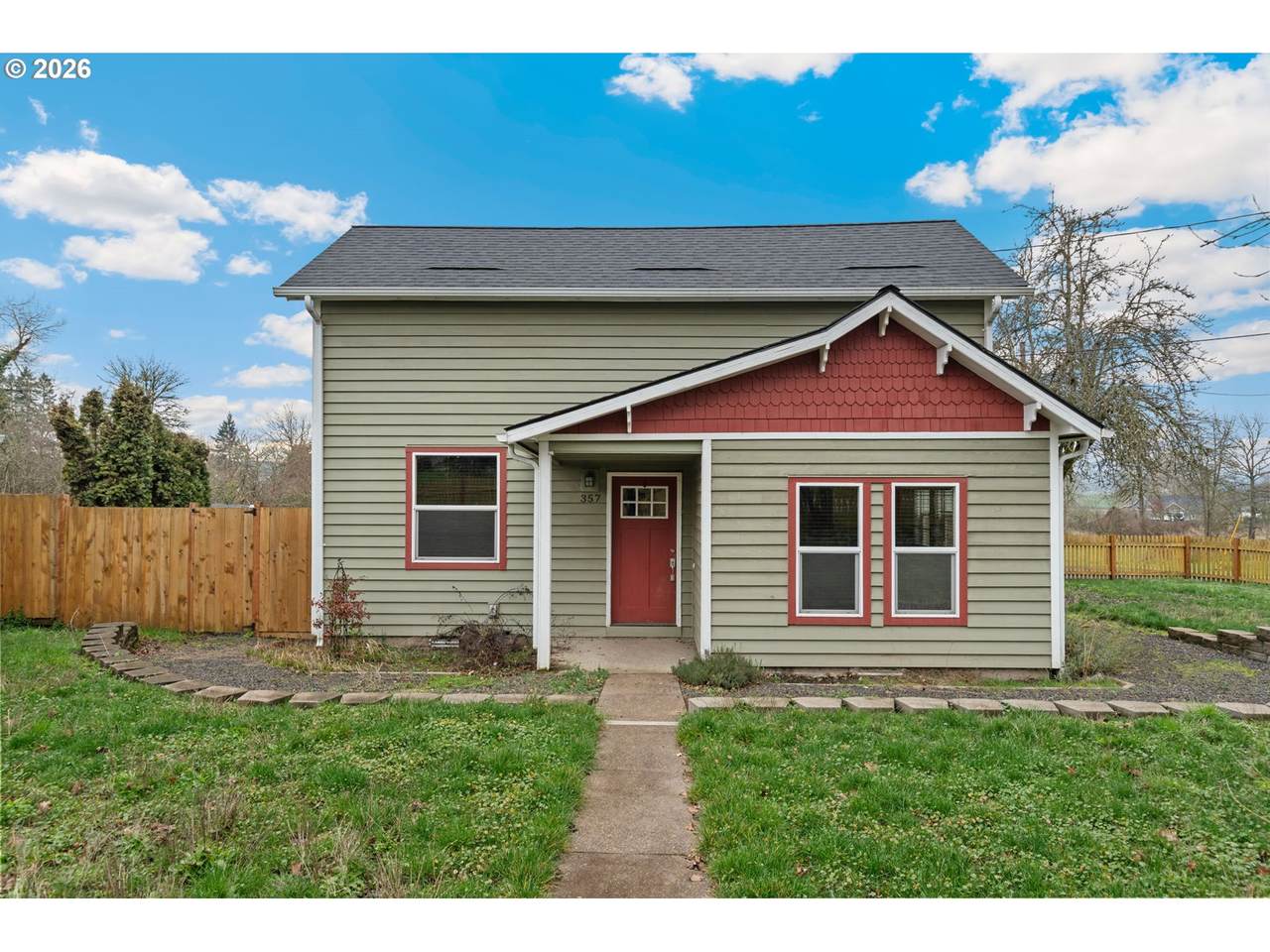 357 Yamhill St - Photo 1