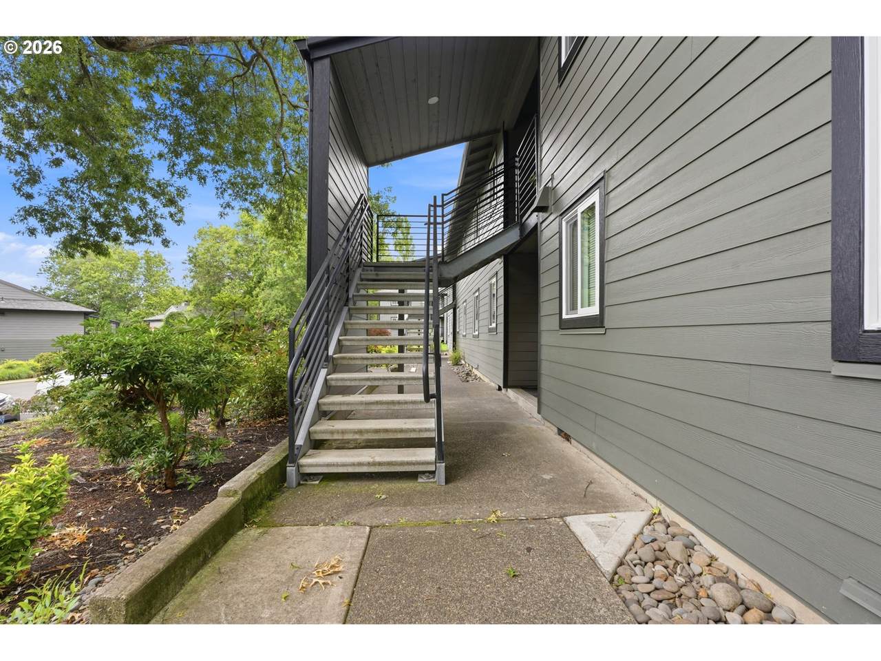 https://bt-photos.global.ssl.fastly.net/portland/1280_boomver_1_142074529-2.jpg