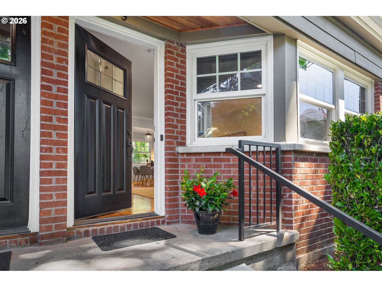 2555 Savier St - Photo 1