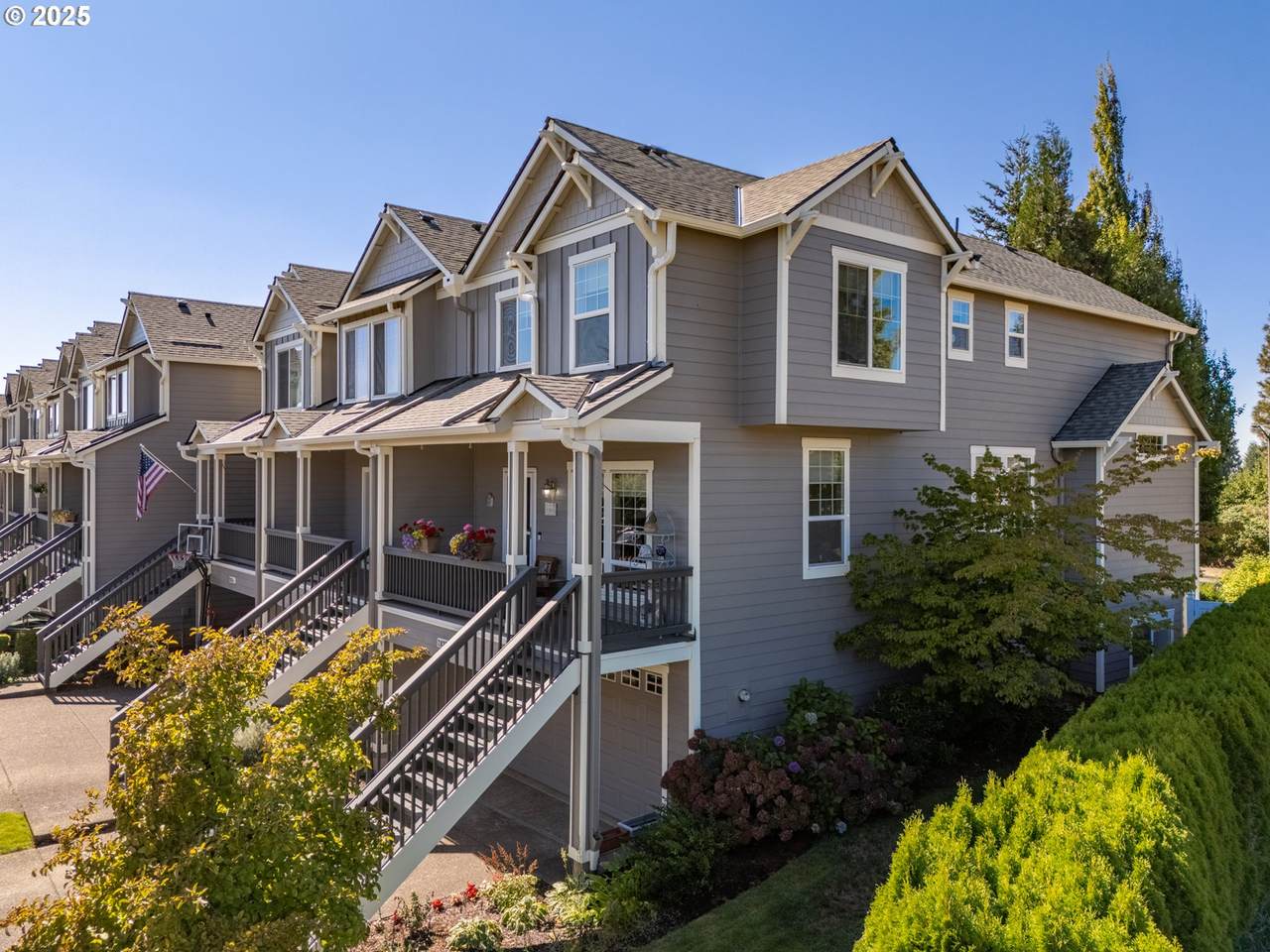 https://bt-photos.global.ssl.fastly.net/portland/1280_boomver_1_142877579-2.jpg