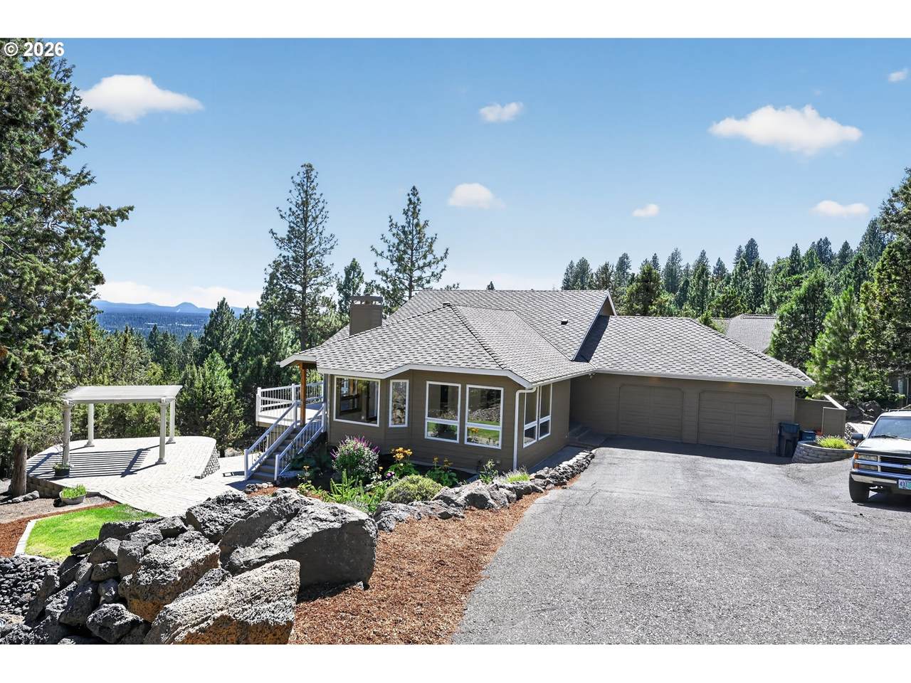 https://bt-photos.global.ssl.fastly.net/portland/1280_boomver_1_142884276-2.jpg