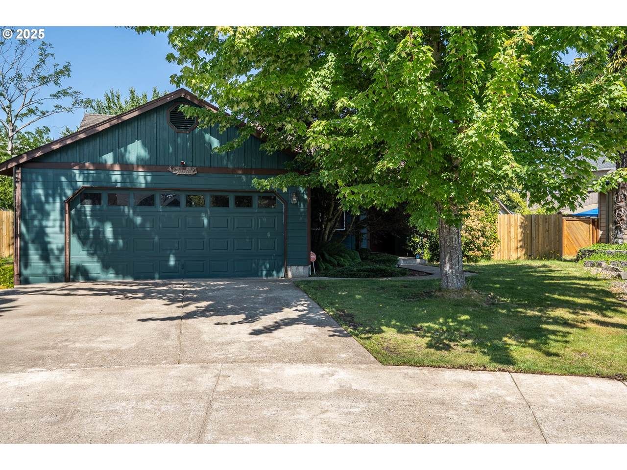 1280 Peets Ct - Photo 1