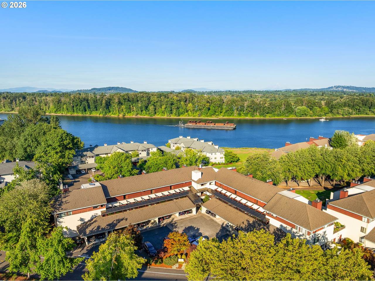 https://bt-photos.global.ssl.fastly.net/portland/1280_boomver_1_145864685-2.jpg