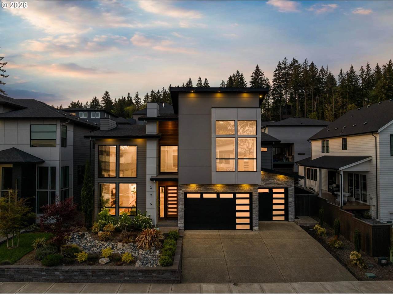 529 Province Dr - Photo 1
