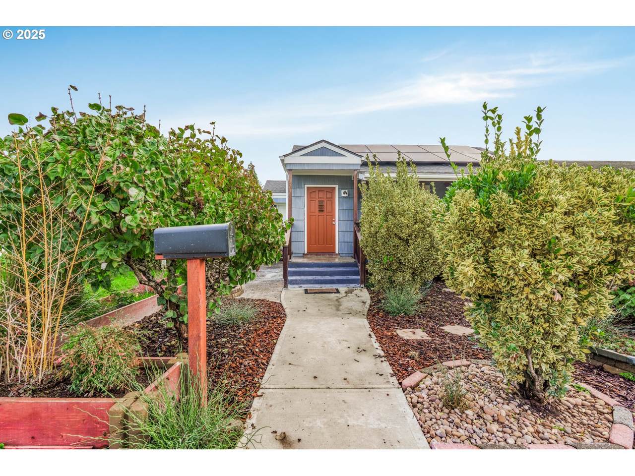 324 28TH Ave - Photo 1