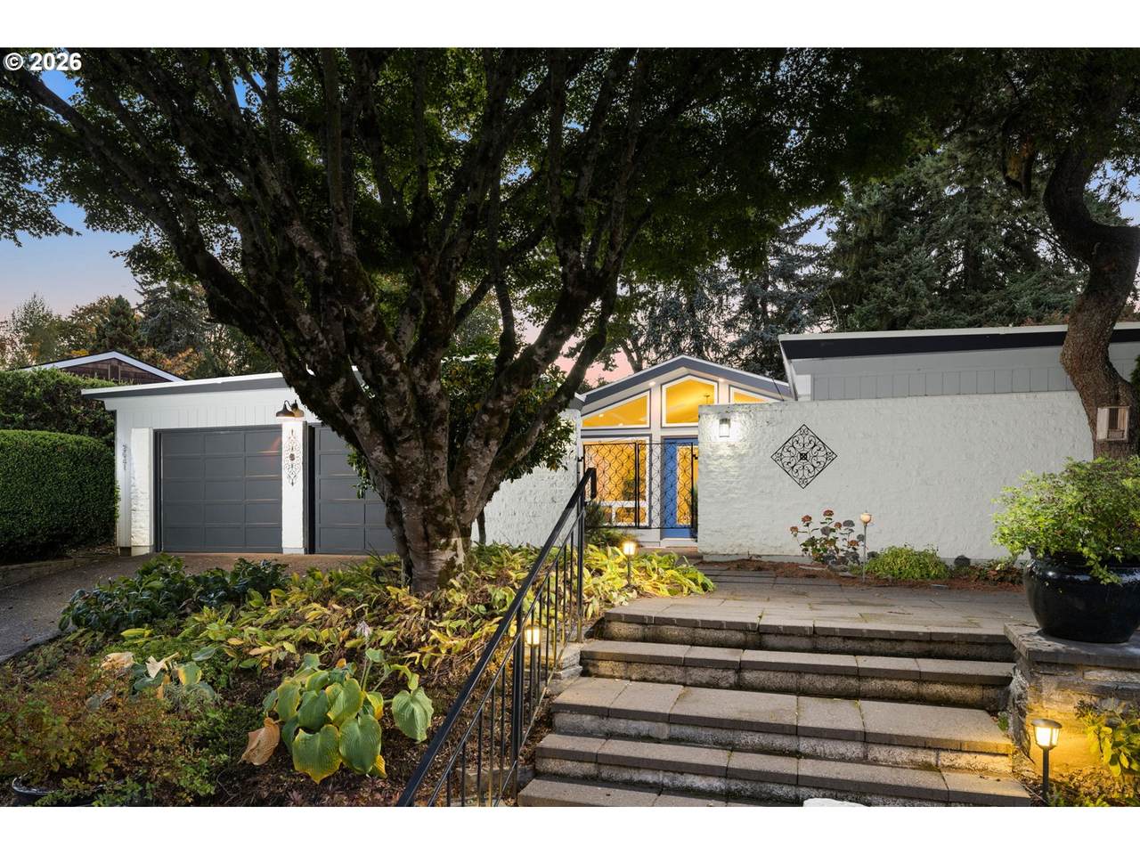 2641 Ridge Dr - Photo 1