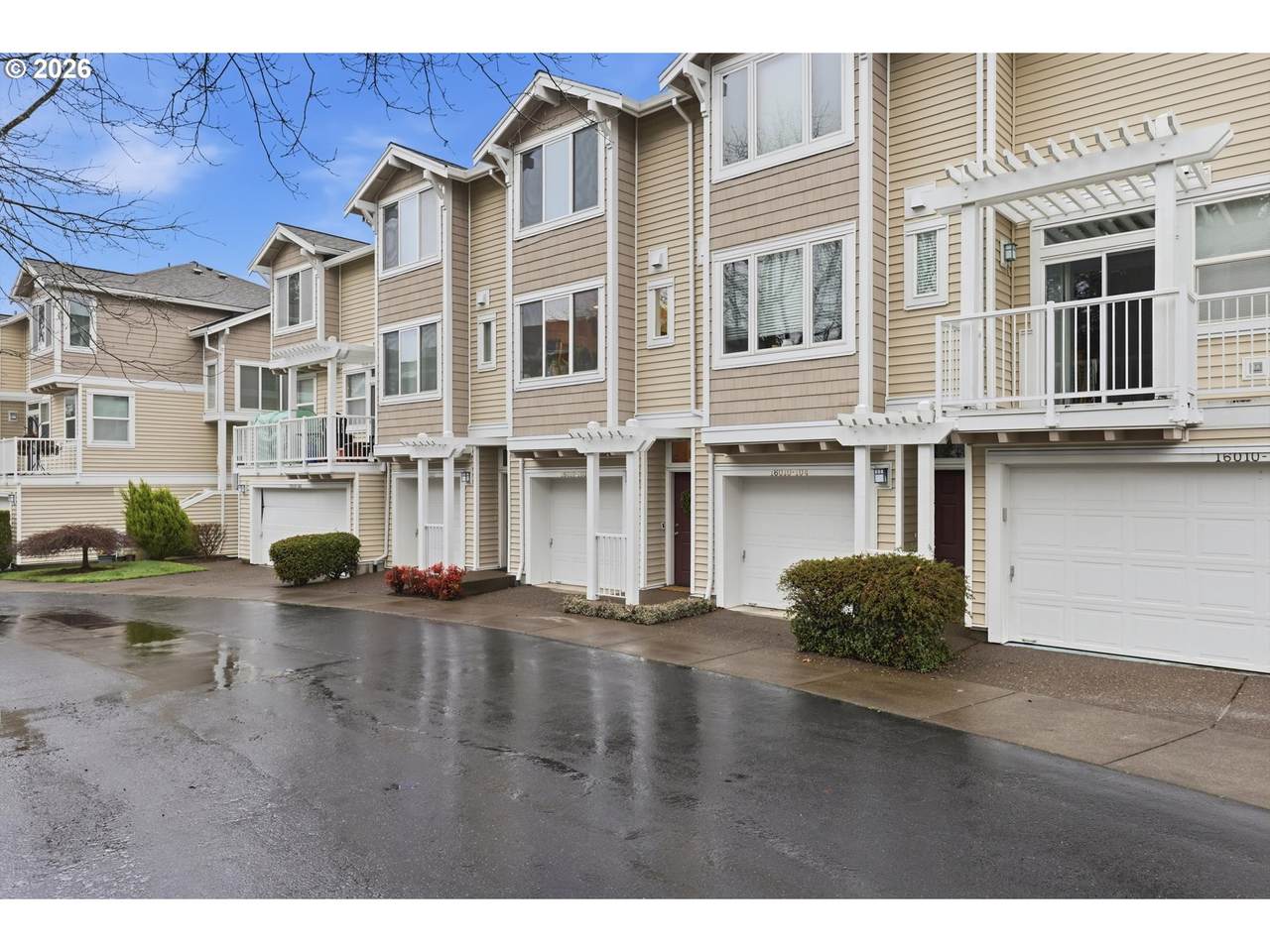 https://bt-photos.global.ssl.fastly.net/portland/1280_boomver_1_151654183-2.jpg
