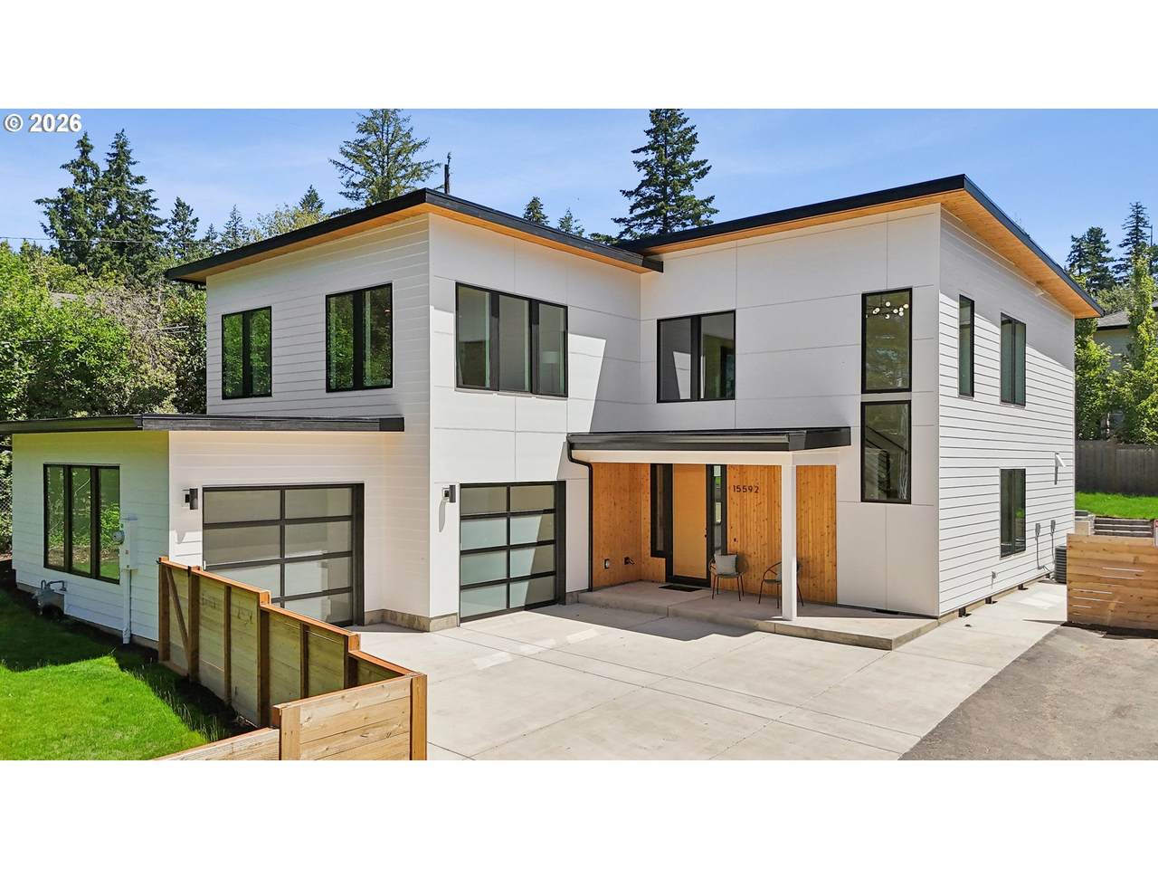 15592 Waluga Dr - Photo 1