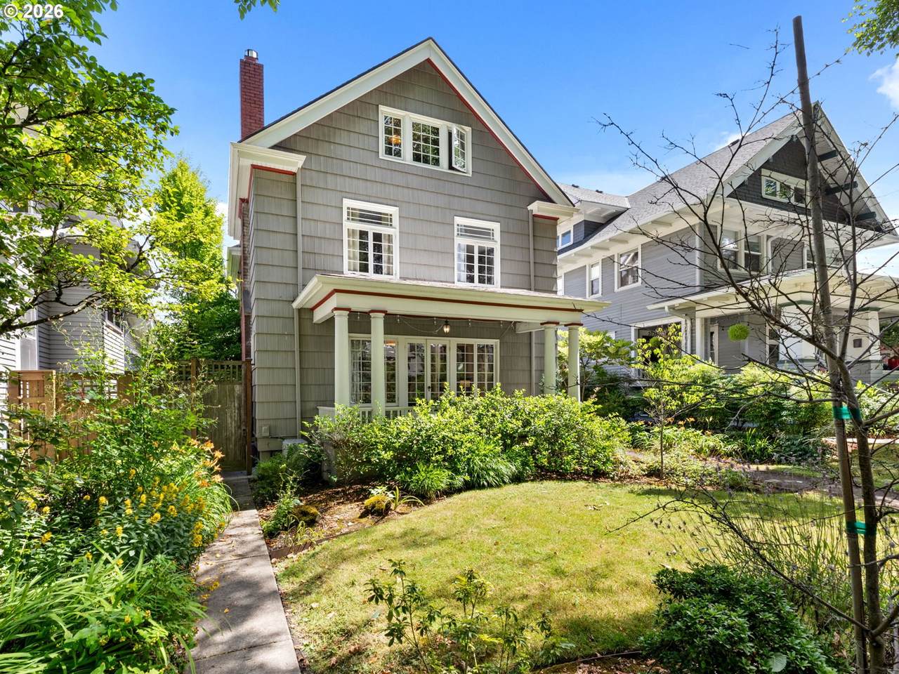 2028 Ladd Ave - Photo 1