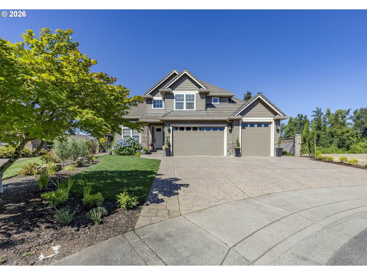 325 Ironwood Loop - Photo 1
