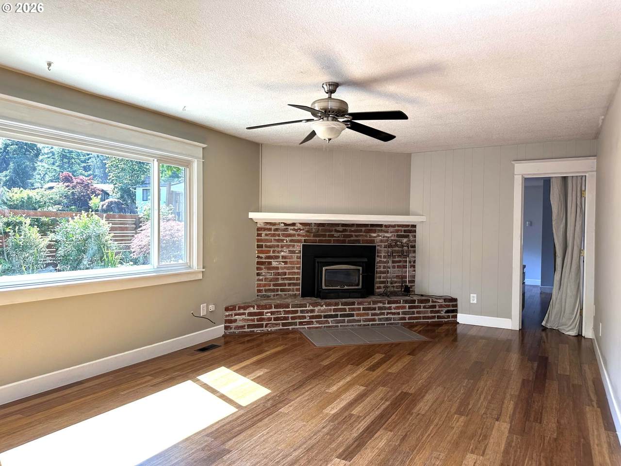 https://bt-photos.global.ssl.fastly.net/portland/1280_boomver_1_156944471-2.jpg