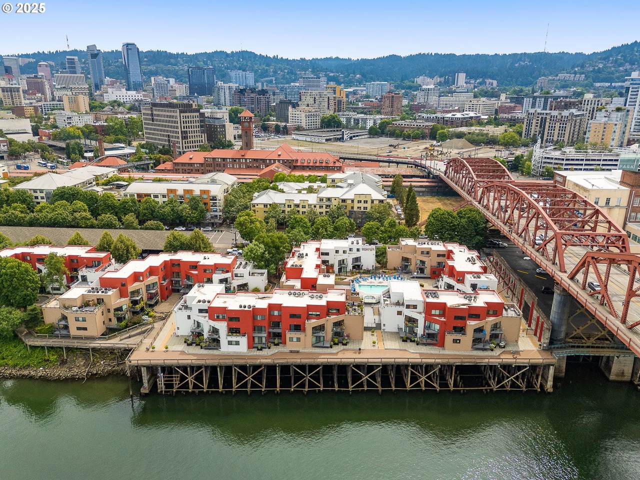 1010 Naito Pkwy - Photo 1