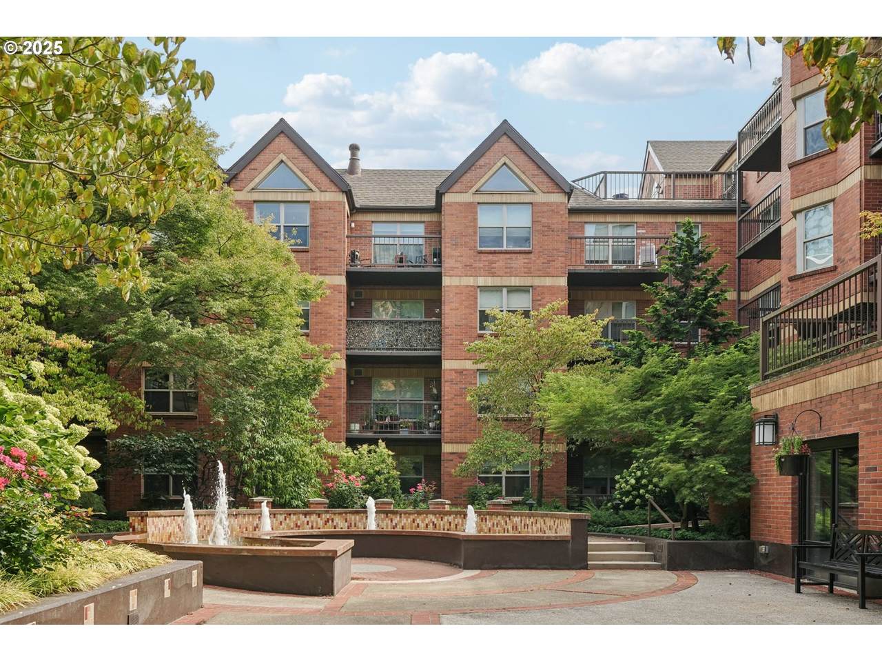 1500 Park Ave - Photo 1