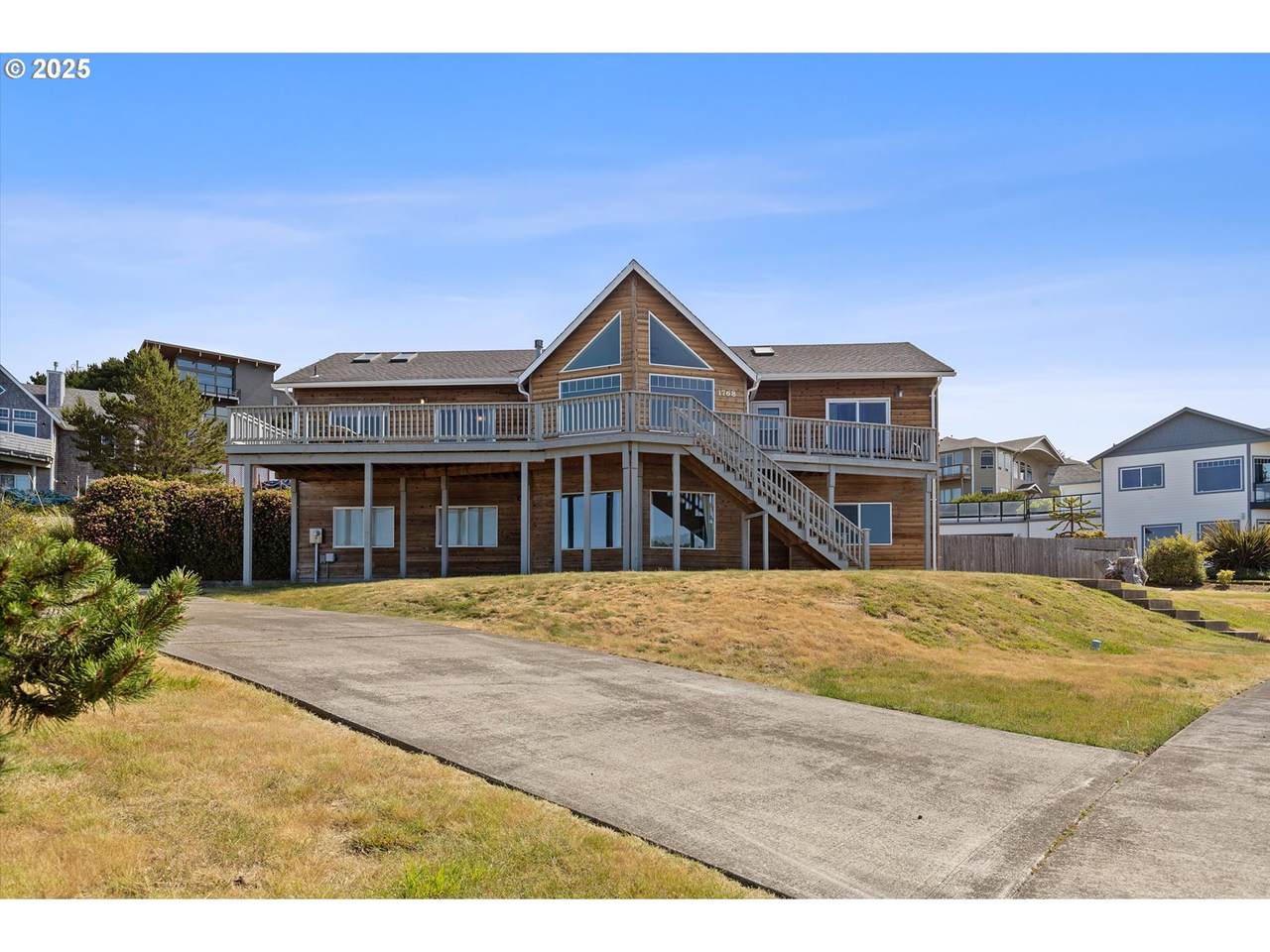 1768 Lincoln Loop - Photo 1