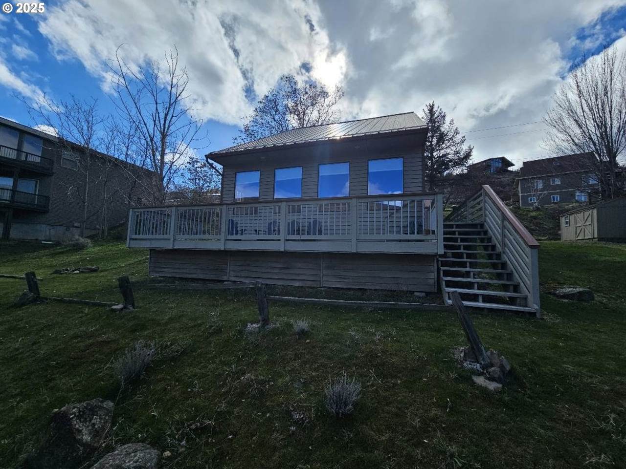 804 Riverside St - Photo 1