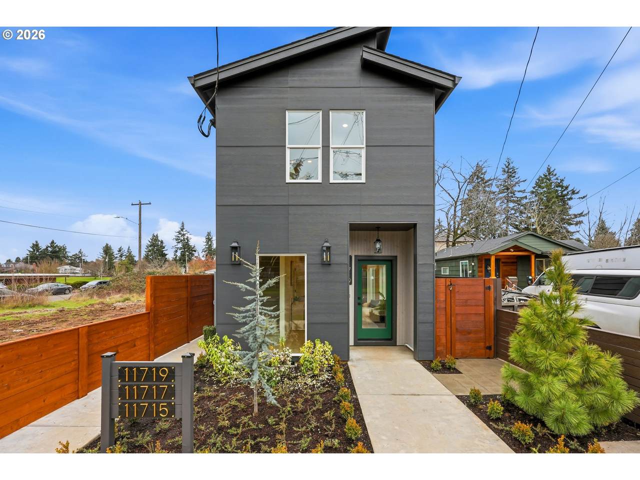 https://bt-photos.global.ssl.fastly.net/portland/1280_boomver_1_160665008-2.jpg