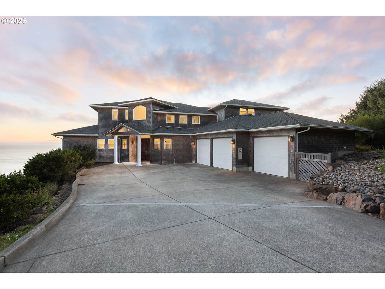 5355 Haystack Dr - Photo 1