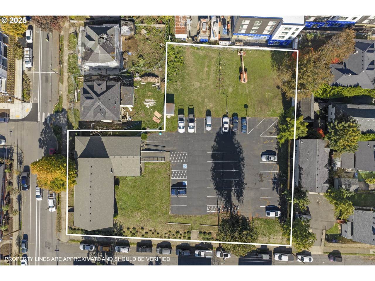 4822 Vancouver Ave - Photo 1