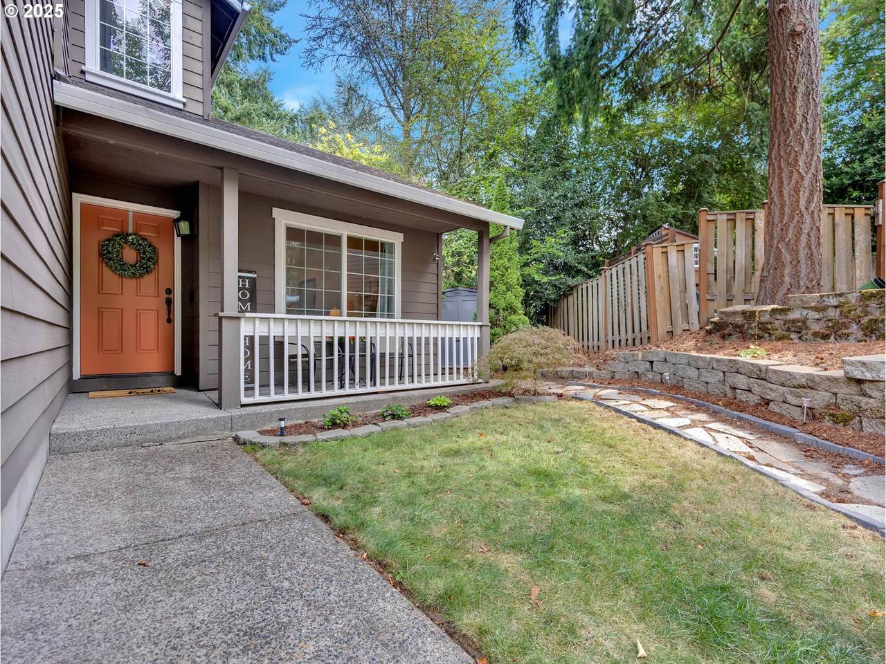 https://bt-photos.global.ssl.fastly.net/portland/1280_boomver_1_165538696-2.jpg