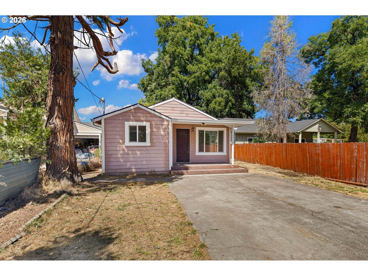 2631 Edison St - Photo 1