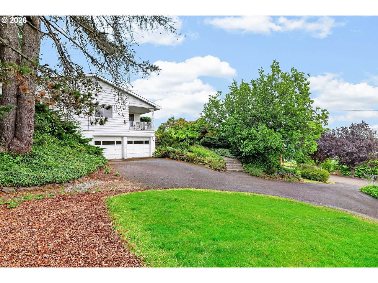 https://bt-photos.global.ssl.fastly.net/portland/1280_boomver_1_166871491-2.jpg