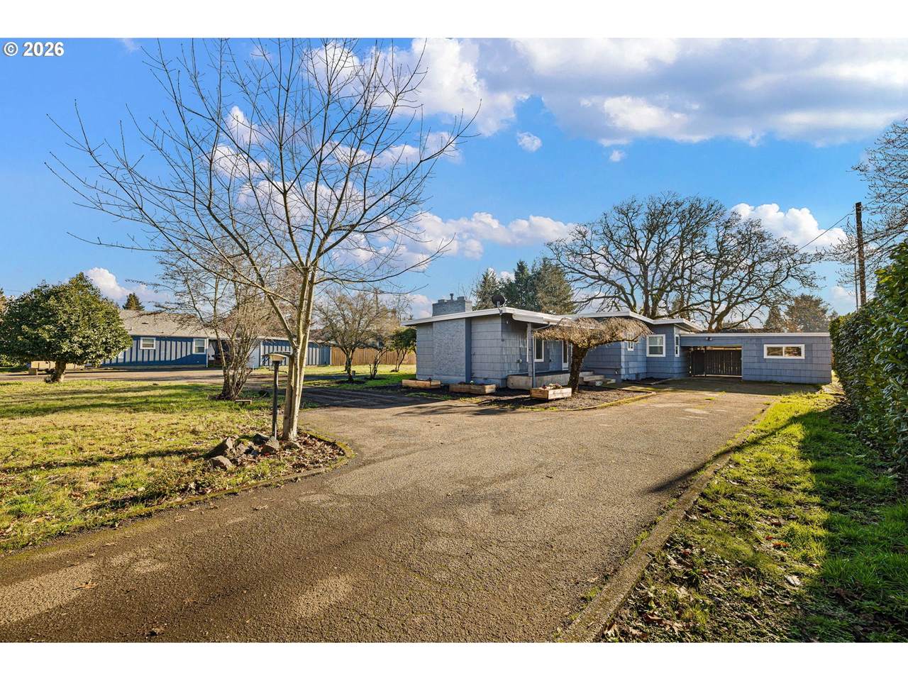 450 Hunsaker Ln - Photo 1