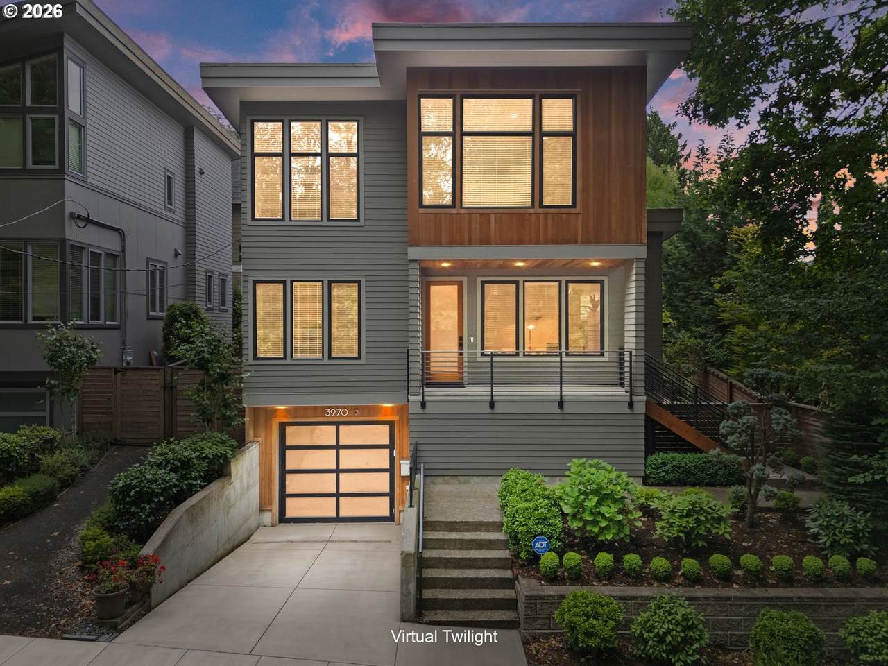 3970 Reedway St - Photo 1