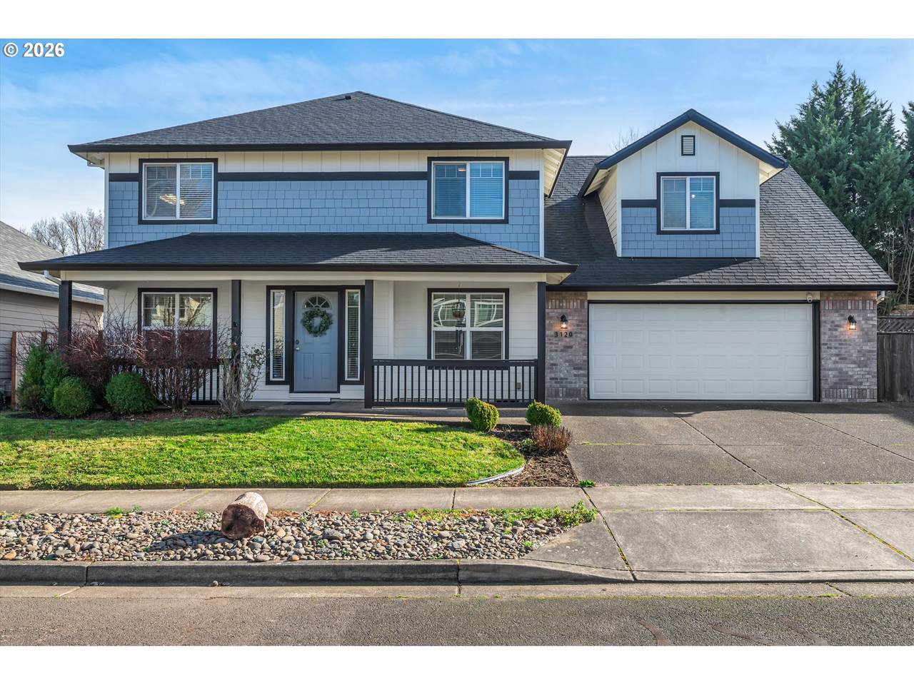 3120 Ivy Dr - Photo 1