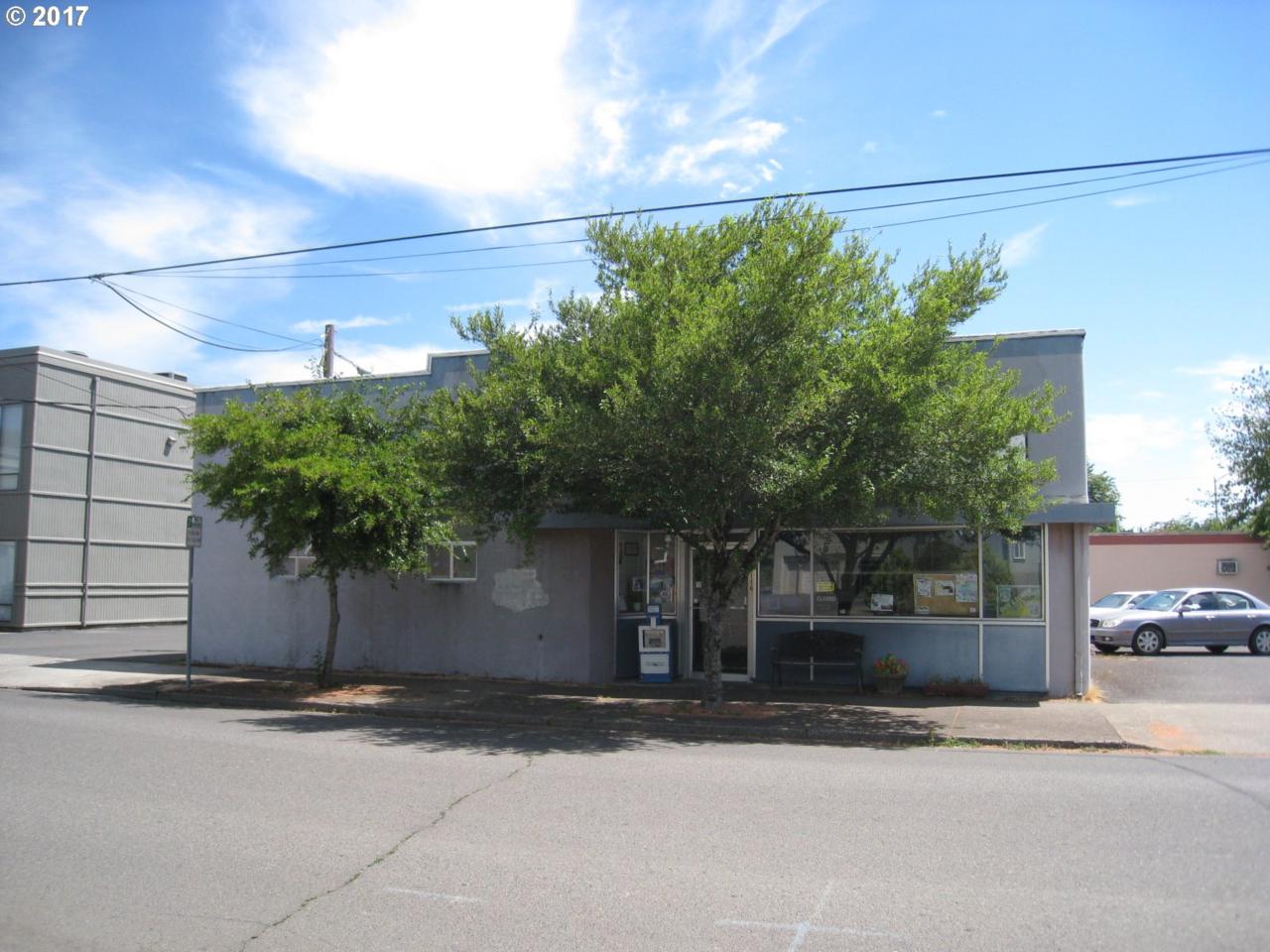 116 6TH St - Photo 1
