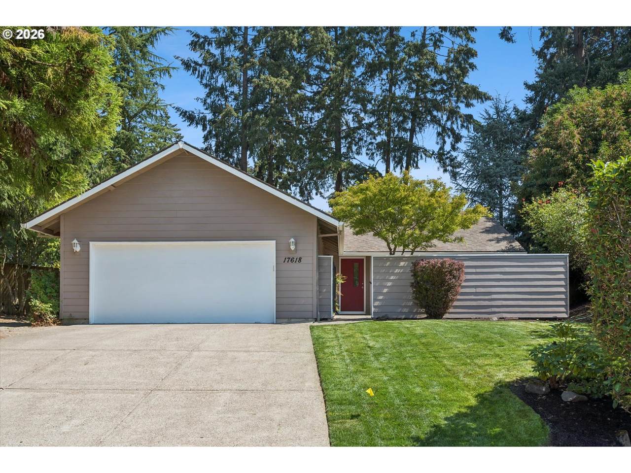 https://bt-photos.global.ssl.fastly.net/portland/1280_boomver_1_172170375-2.jpg