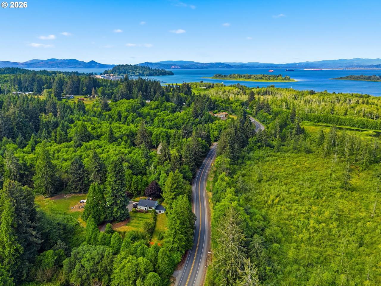 https://bt-photos.global.ssl.fastly.net/portland/1280_boomver_1_172827868-2.jpg