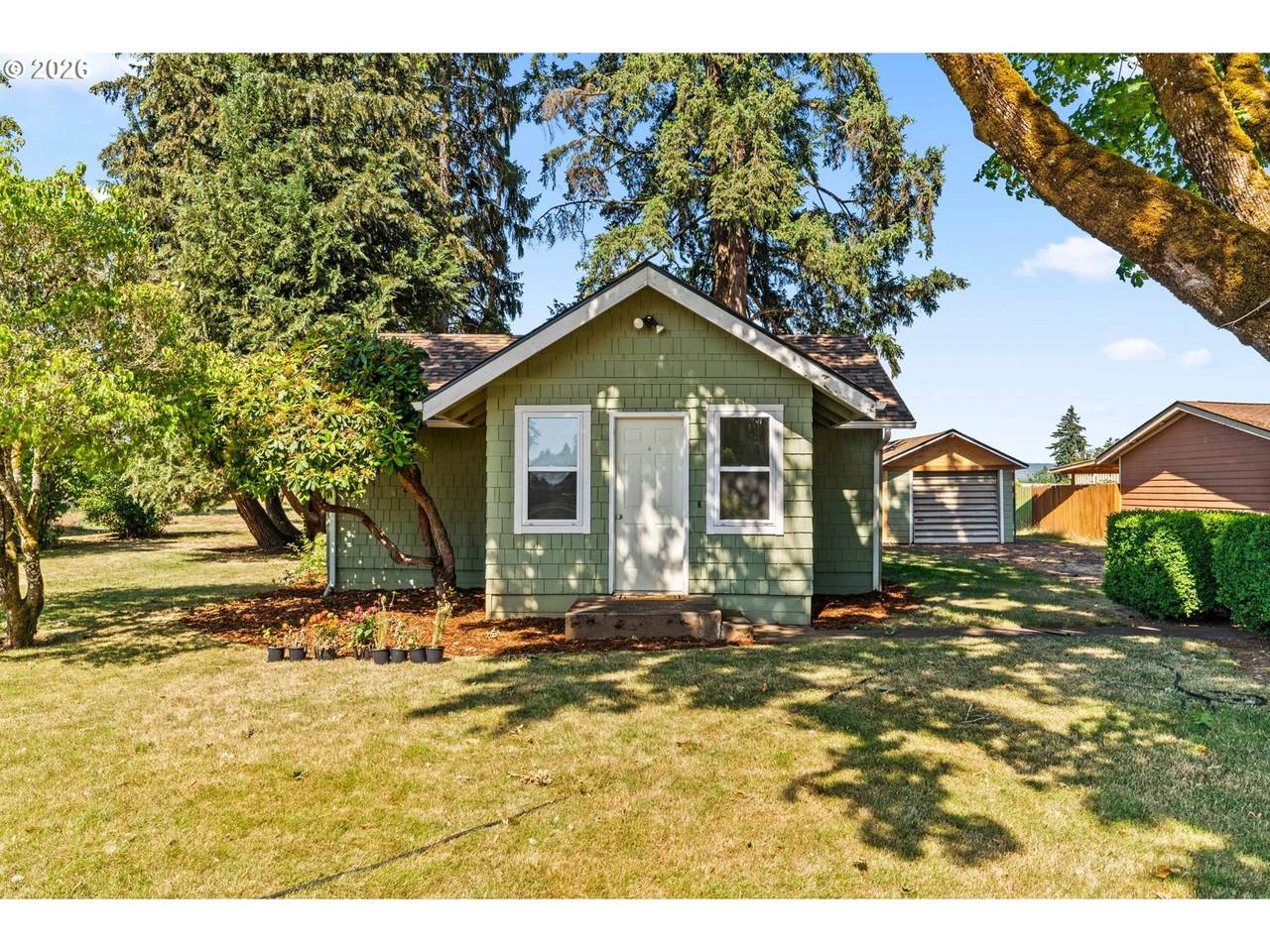 https://bt-photos.global.ssl.fastly.net/portland/1280_boomver_1_174112257-2.jpg