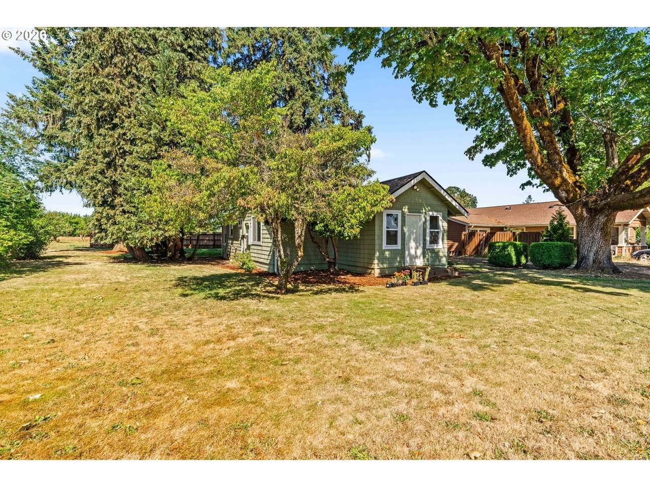 https://bt-photos.global.ssl.fastly.net/portland/1280_boomver_1_174112257-2.jpg