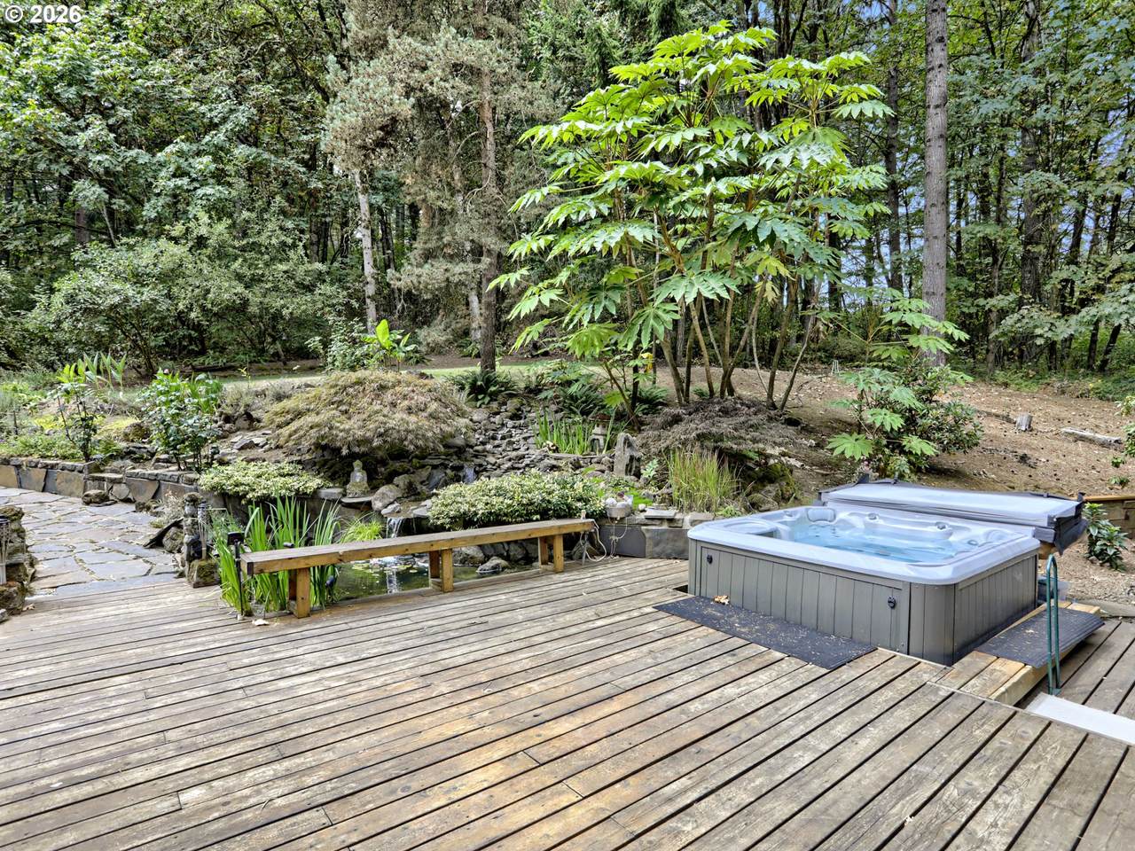 https://bt-photos.global.ssl.fastly.net/portland/1280_boomver_1_174905520-2.jpg