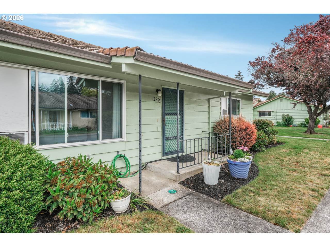 https://bt-photos.global.ssl.fastly.net/portland/1280_boomver_1_176152328-2.jpg